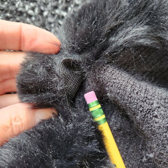 Poncho Shawl Black White Faux Fur Fringe Soft Cozy Layer Boho Festival Cute - Picture 4 of 10